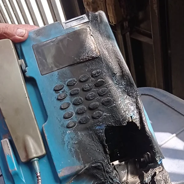 Vandalismo quemado de alcancía en el TPI Guanri T506
